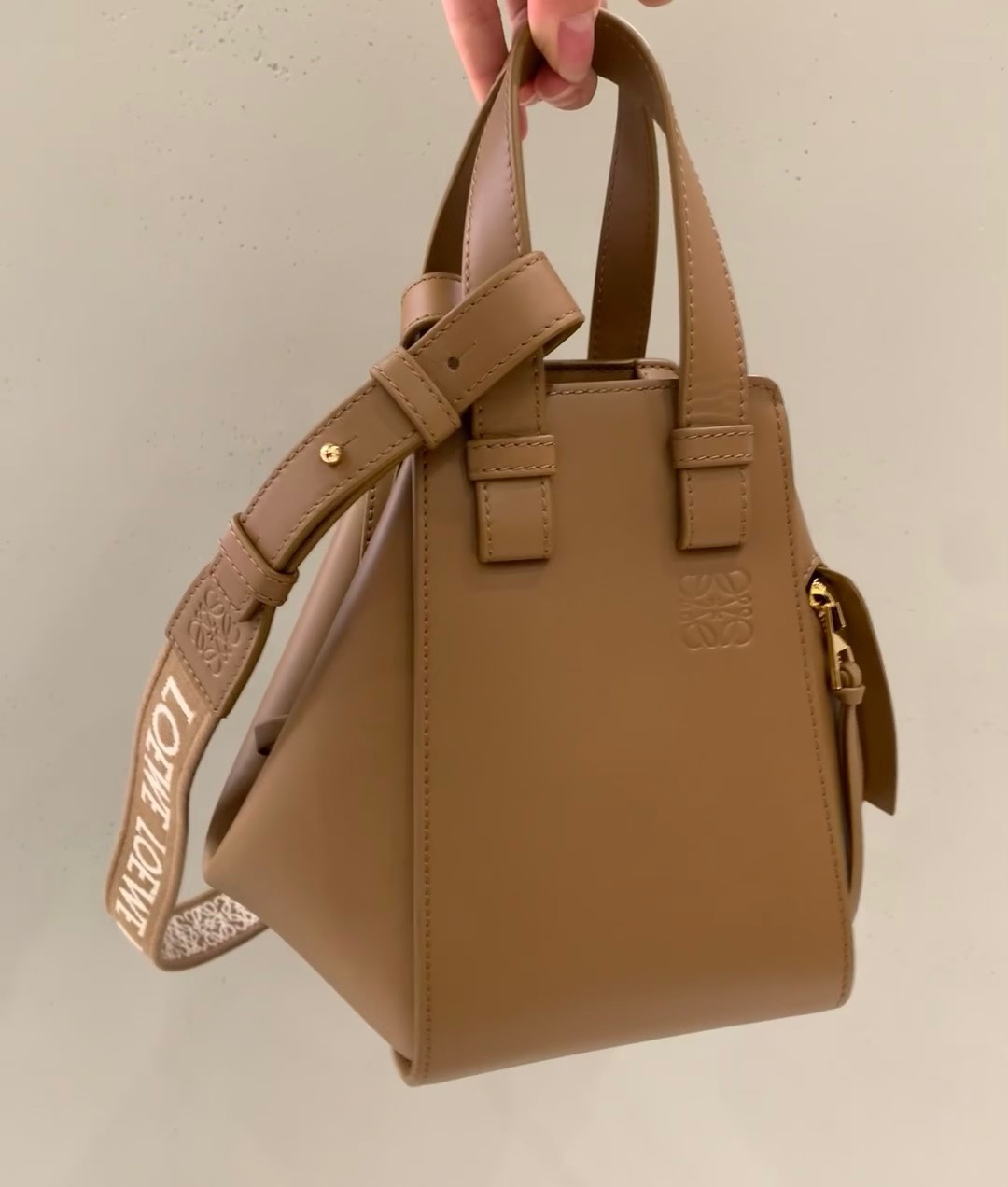 L0ew* hammock bag-19.5*14.4*20.8cm