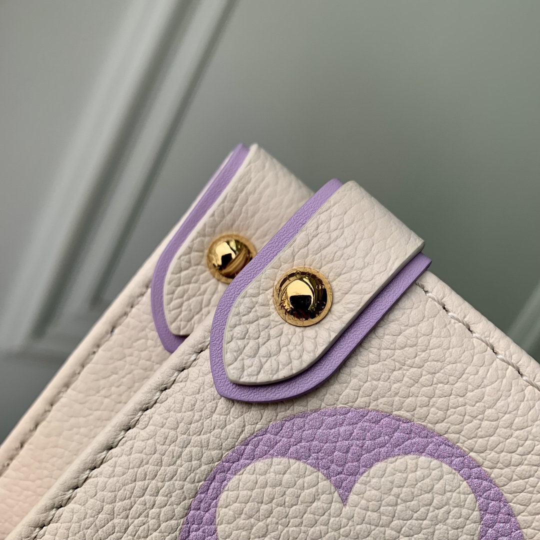 l0*is V*t0n by the pooll onthego handbag-35*27*14cm