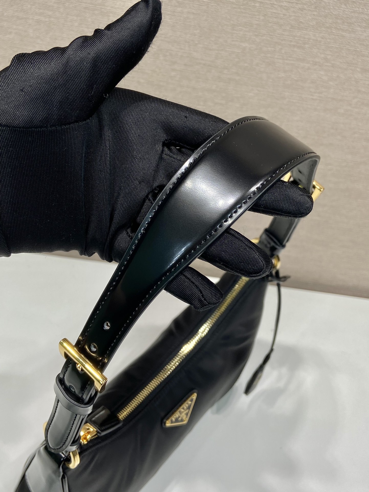 Pra*a nylon&patent 1bh206 bag-27*20*6.5cm