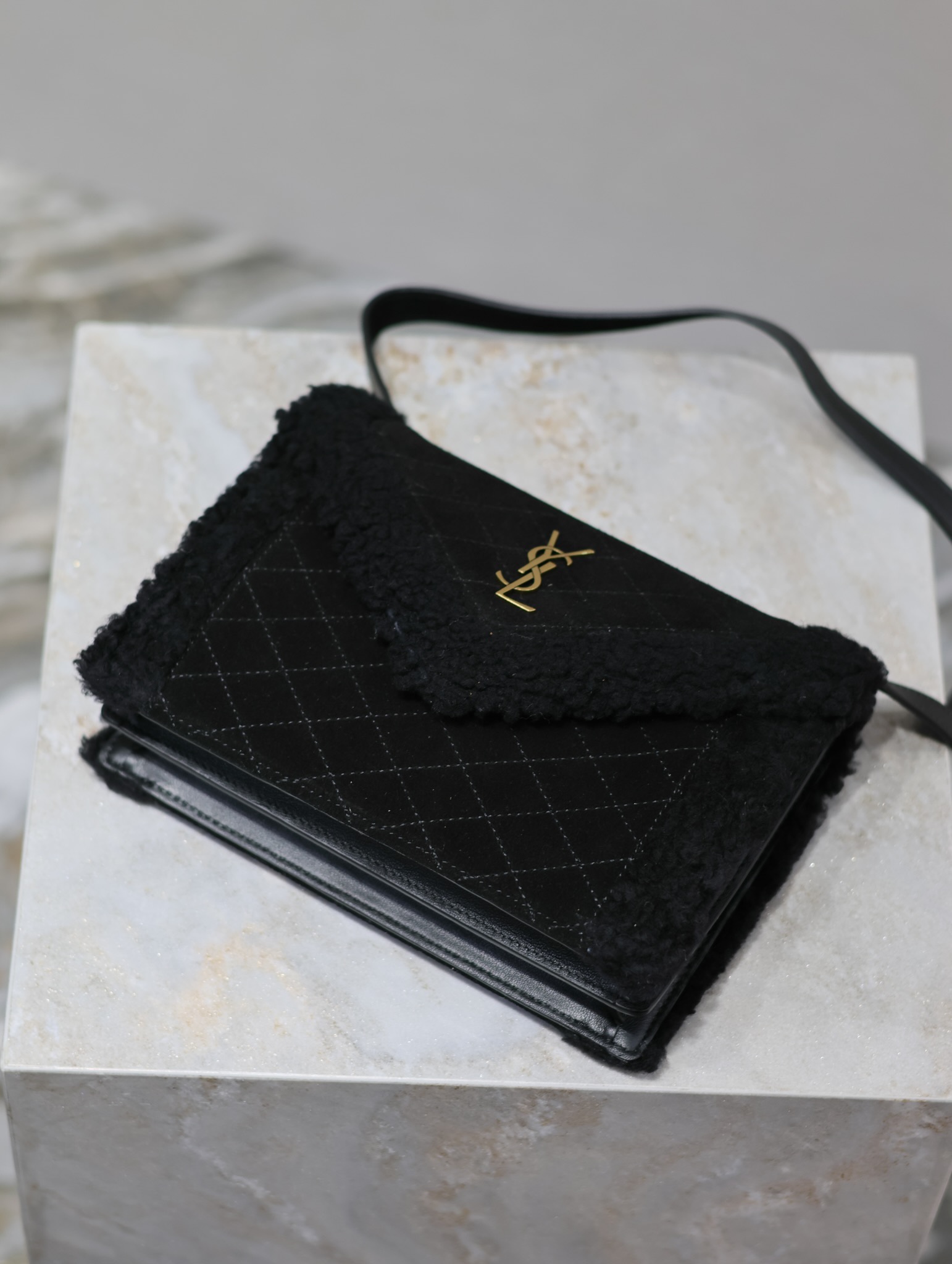 Y*L quilted grain envelope bag-20×14.5x5cm
