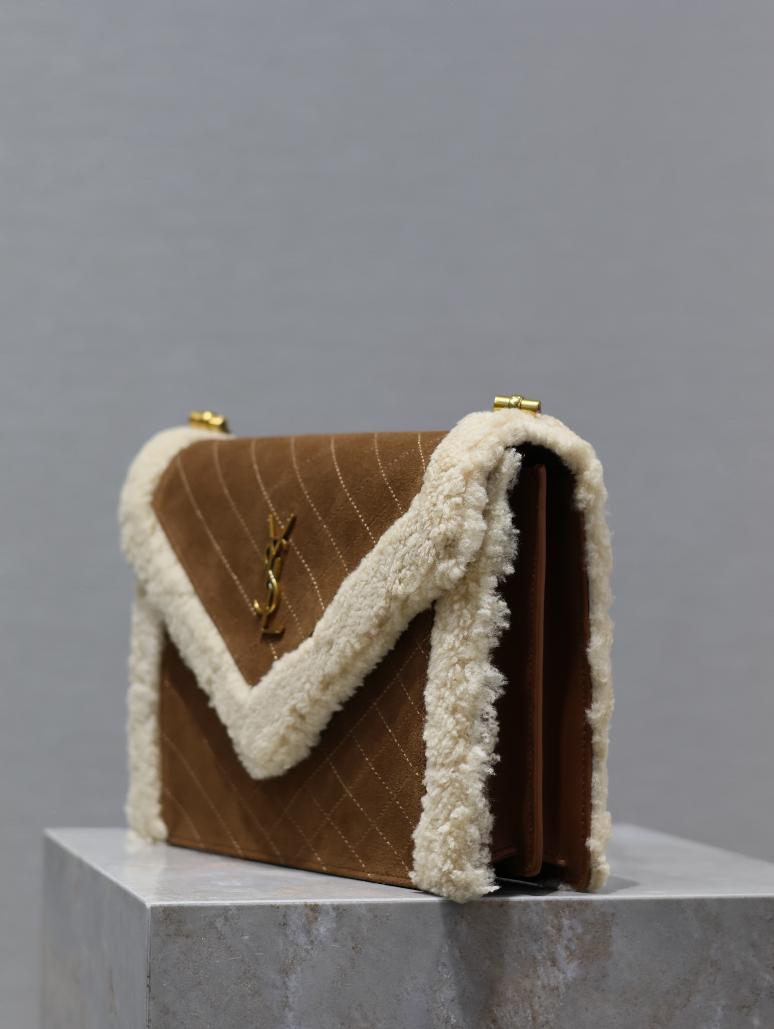 Y*L quilted grain envelope bag-26×18×5cm