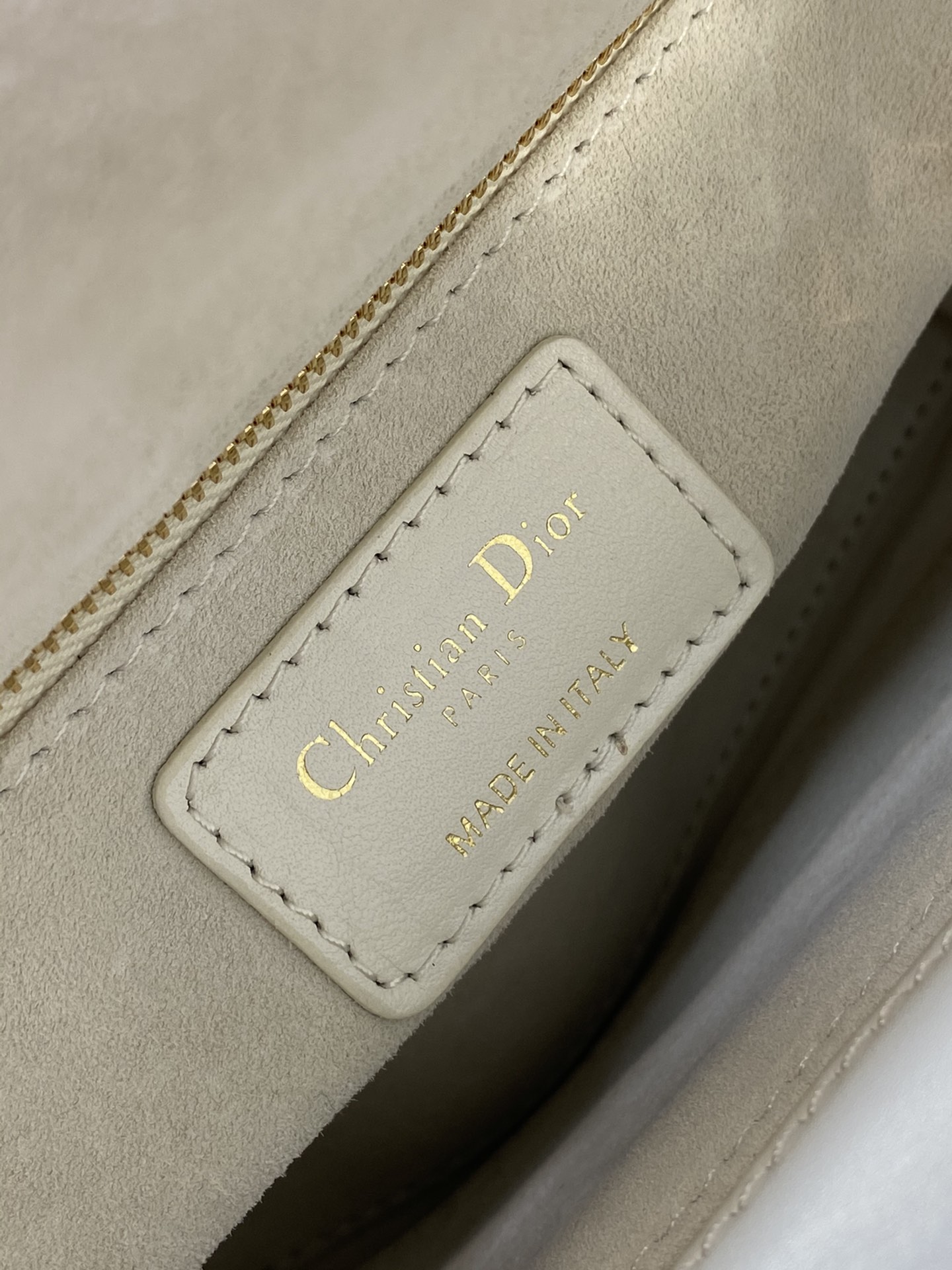 lady D*or bag-gold hardware-20*16.5*8cm