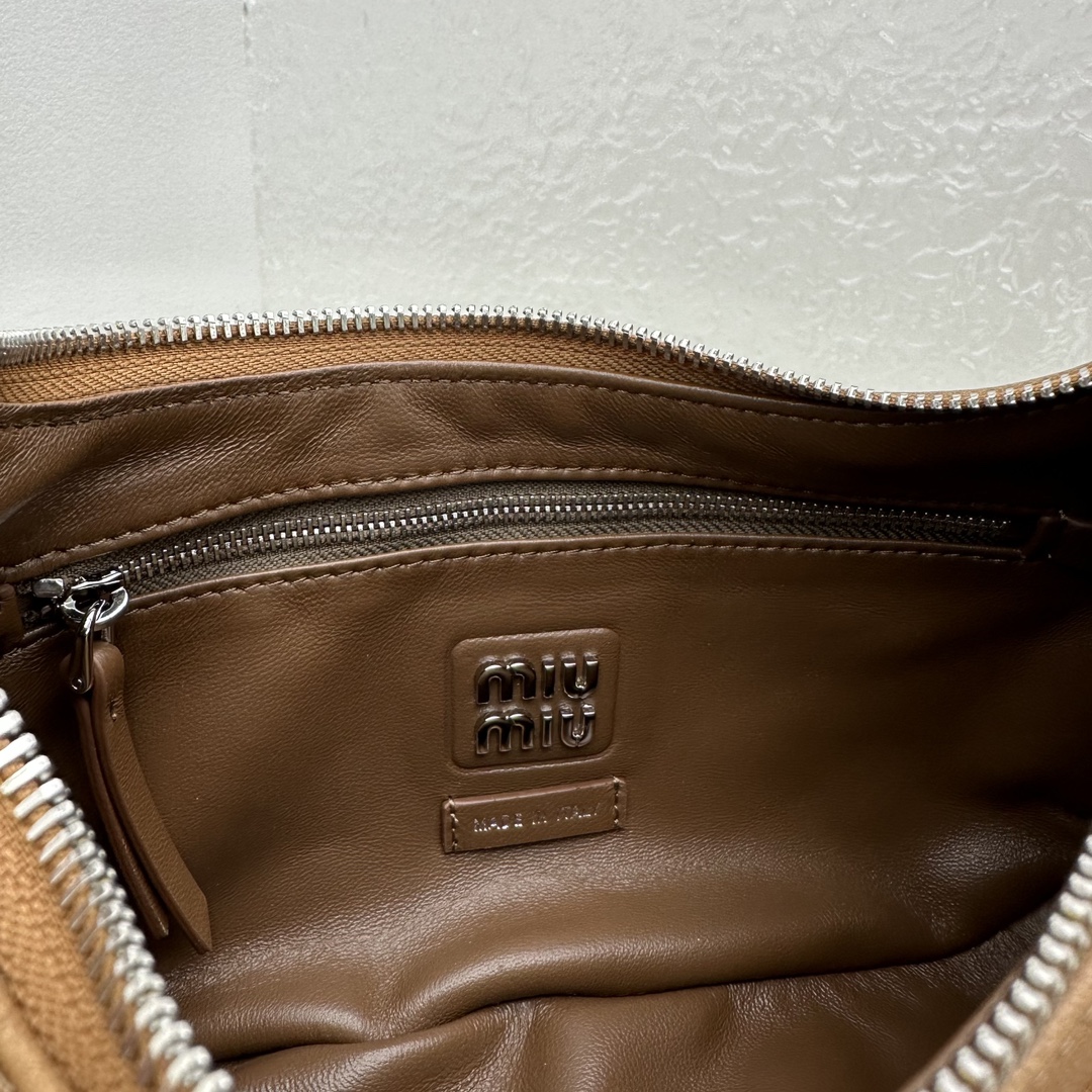 M*um*u vintage bag-21*6*12cm