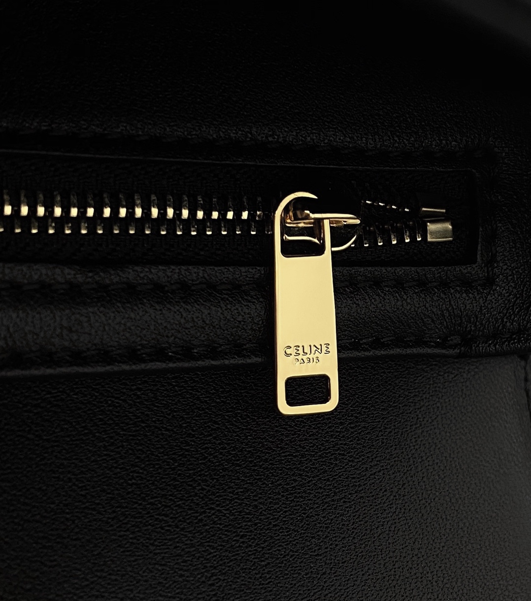 Ce**e Ce**e triomphe bag-18x14x5cm