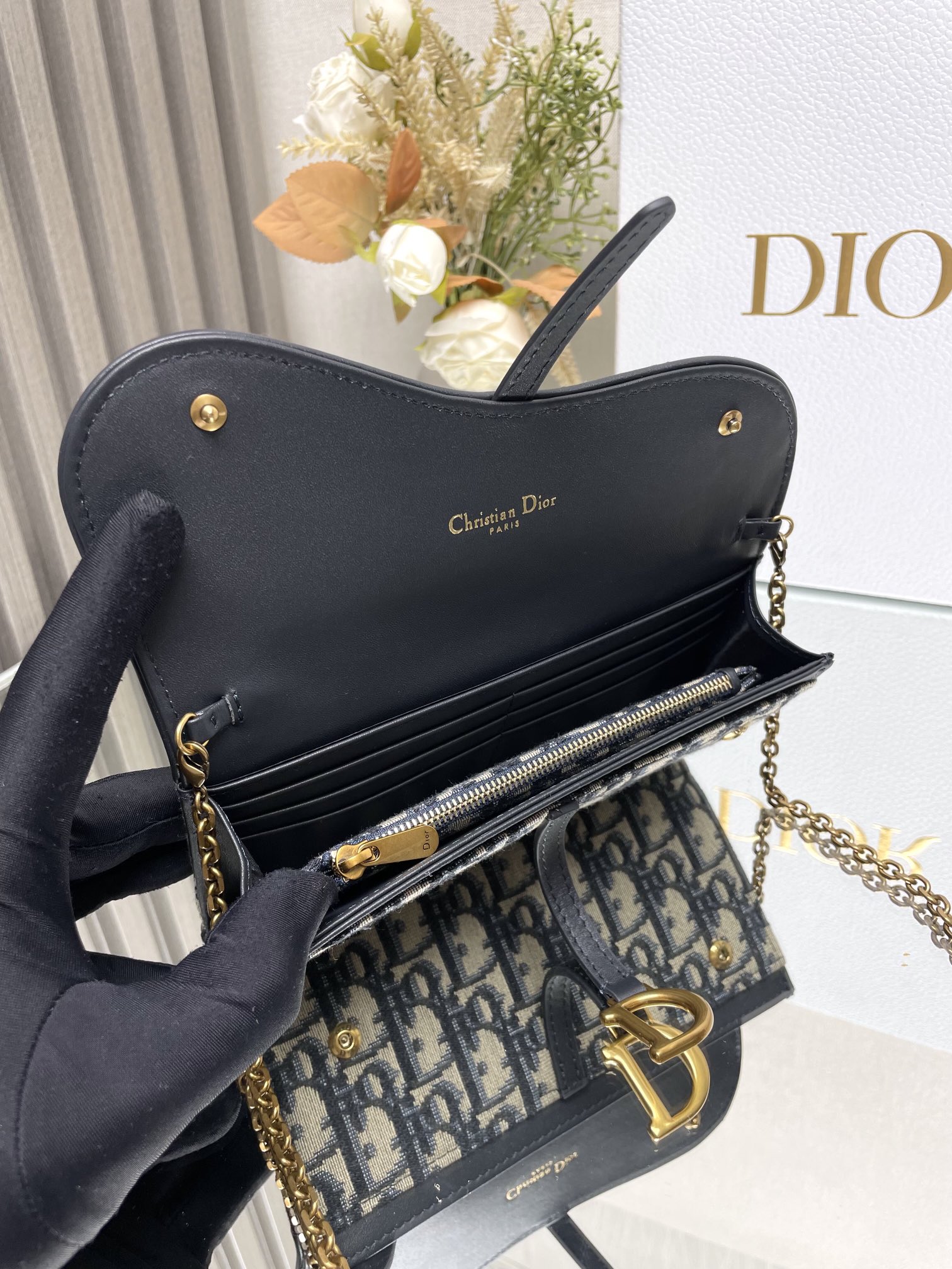 D*or wallet on chain-19*9.5*3cm