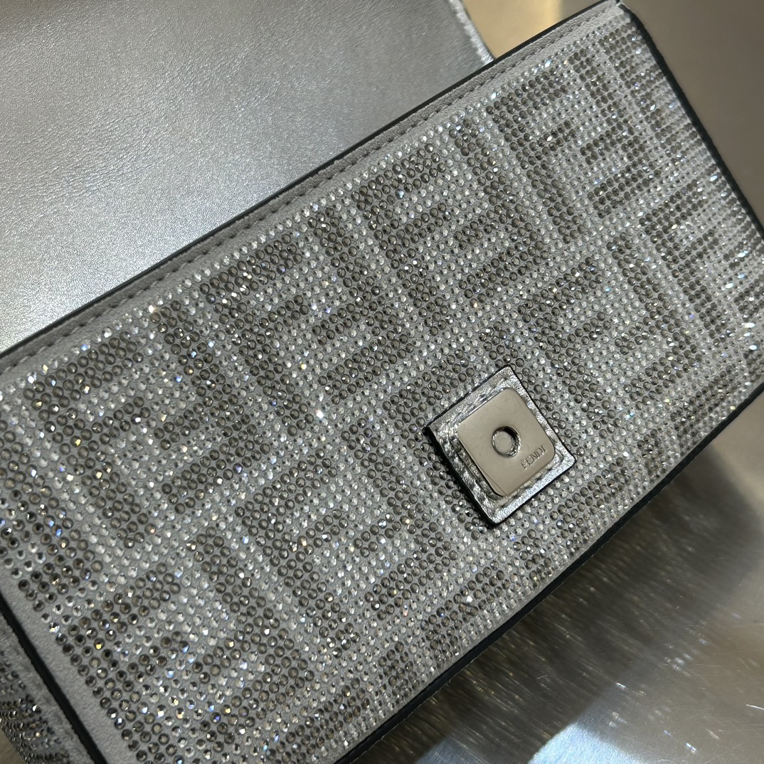 F**di baguette bag-20*13*5cm