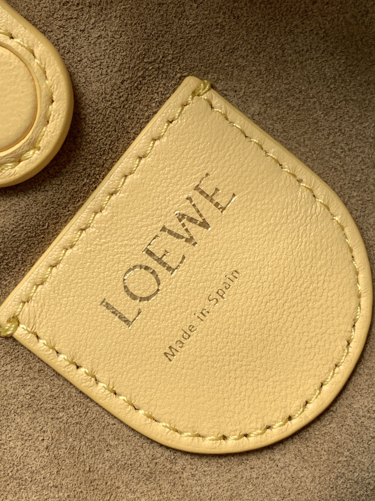 L0ew* mini flamenco purse bag-23*17*5.5cm