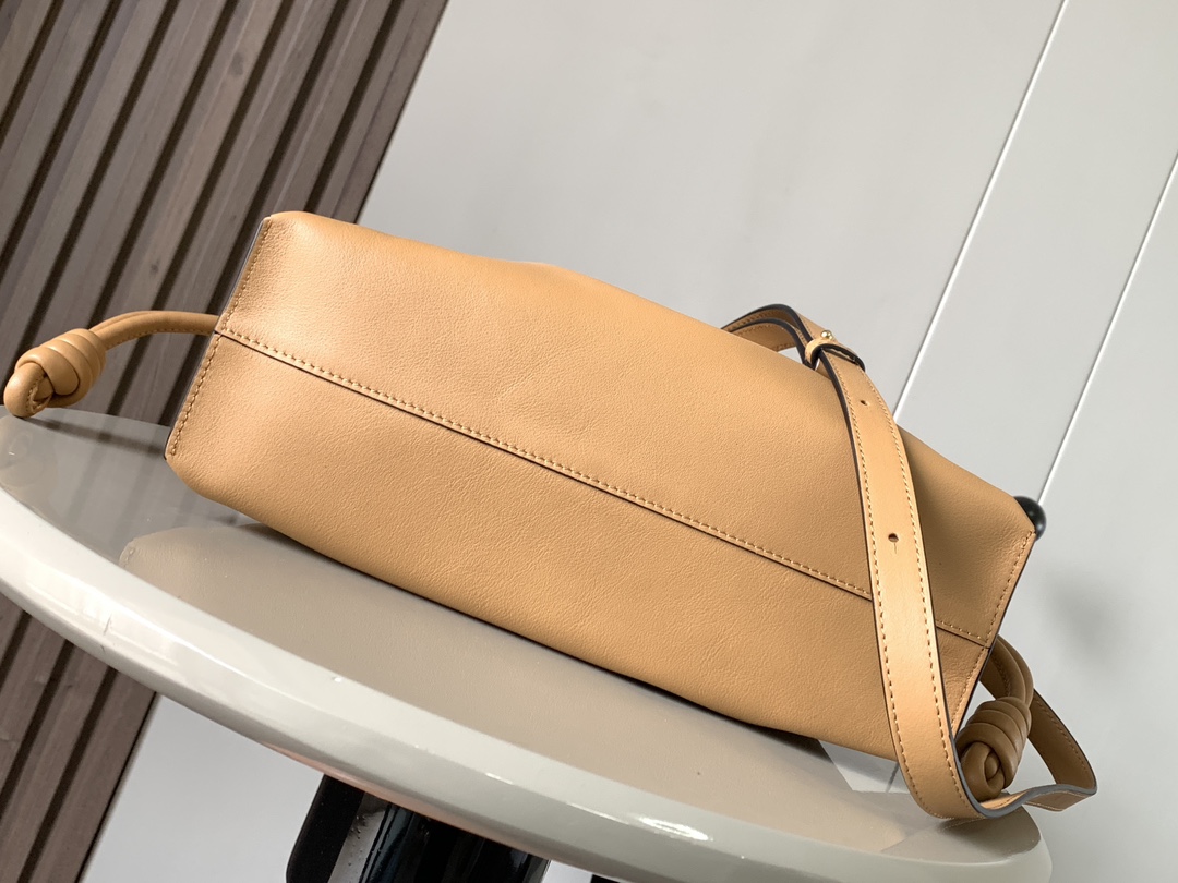 L0ew* flamenco-30*24.5*10.5cm