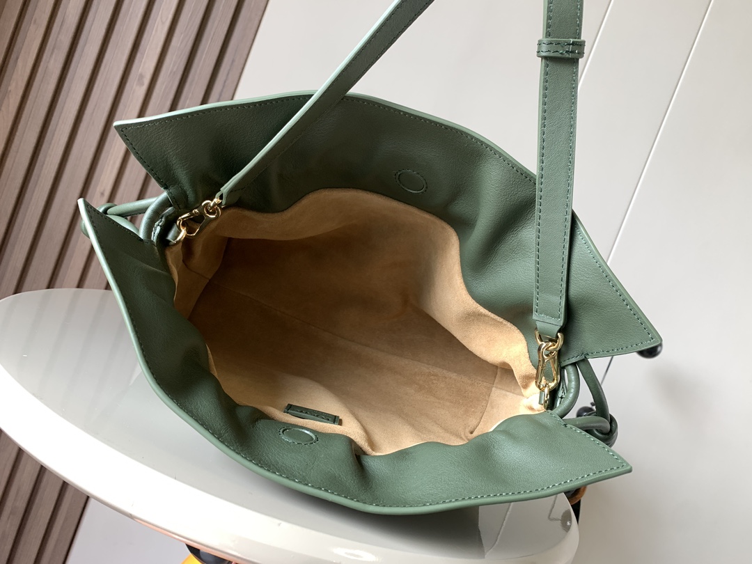 L0ew* flamenco-30*24.5*10.5cm