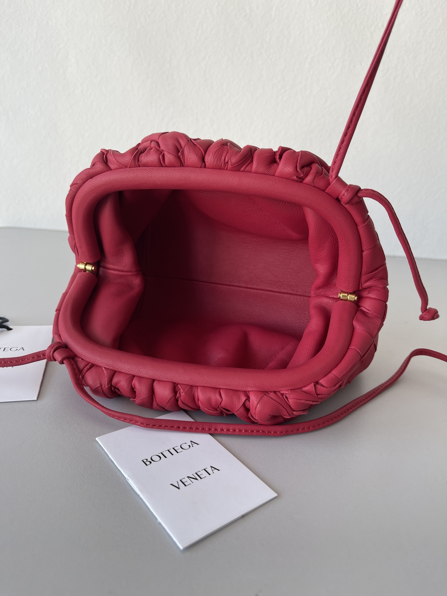 bo*te*ga Ve*ne*ta the pouch bag-22*9cm