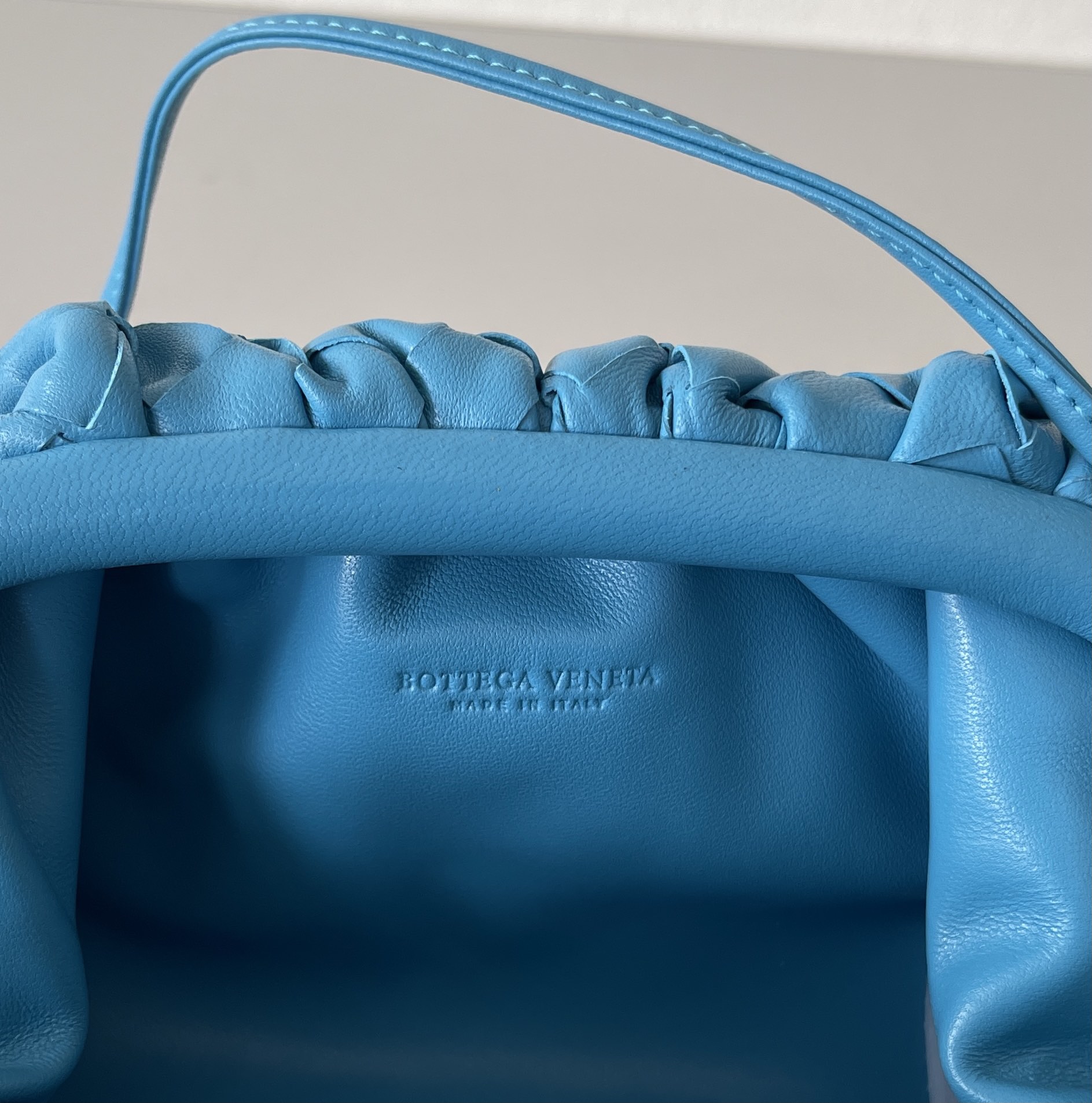 bo*te*ga Ve*ne*ta the pouch bag-22*9cm