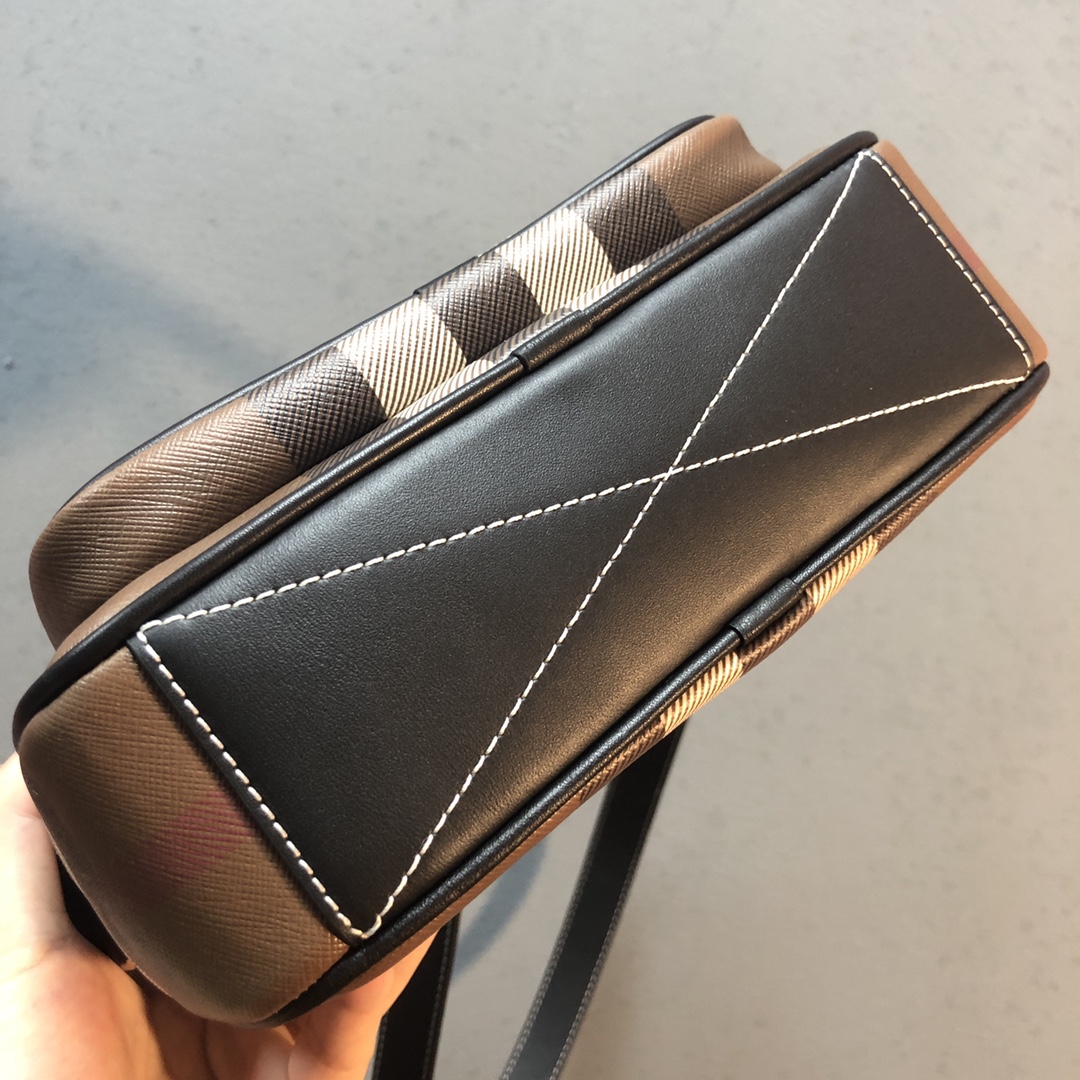 B**rry vintage camerra bag-22.5.×14.5×8cm