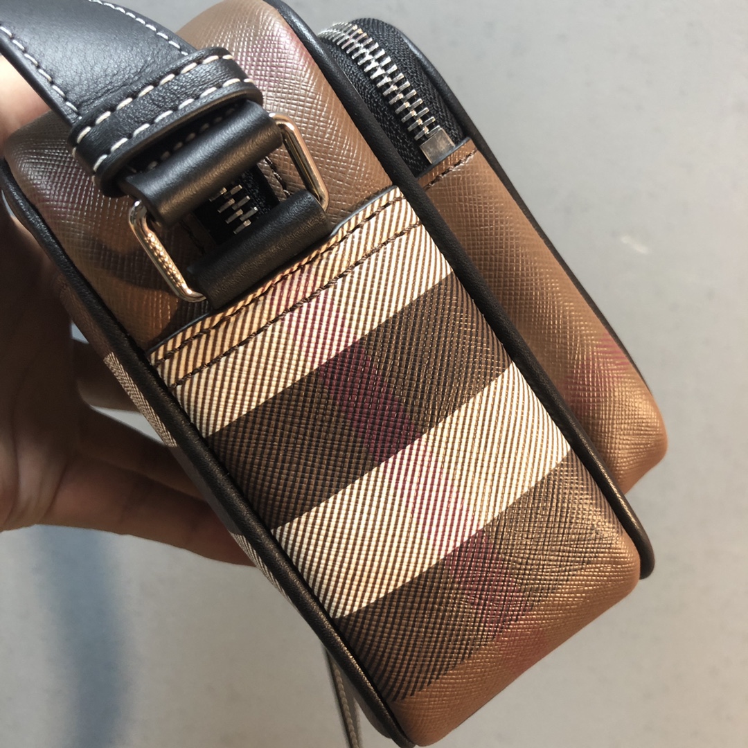 B**rry vintage camerra bag-22.5.×14.5×8cm