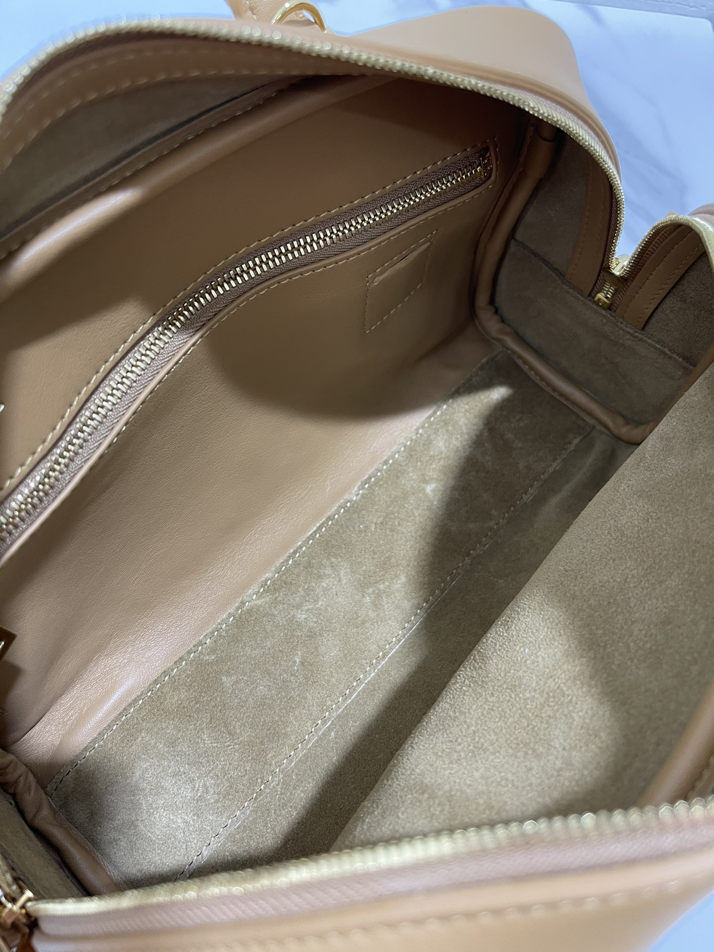 L0ew* amazon bag-23*16*10cm