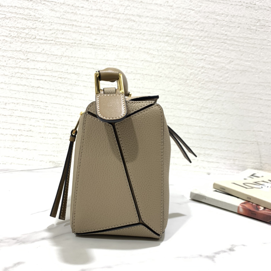 L0ew* puzzle small bag-24*10*14cm