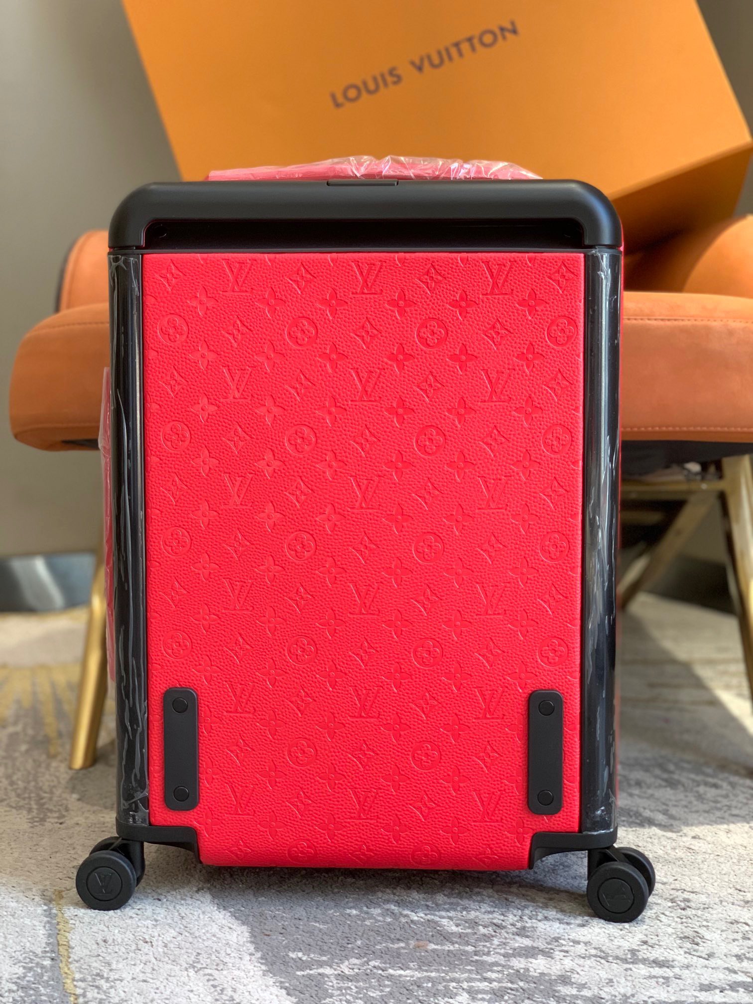 l0*is V*t0n horizon 55-‭38*55*21cm