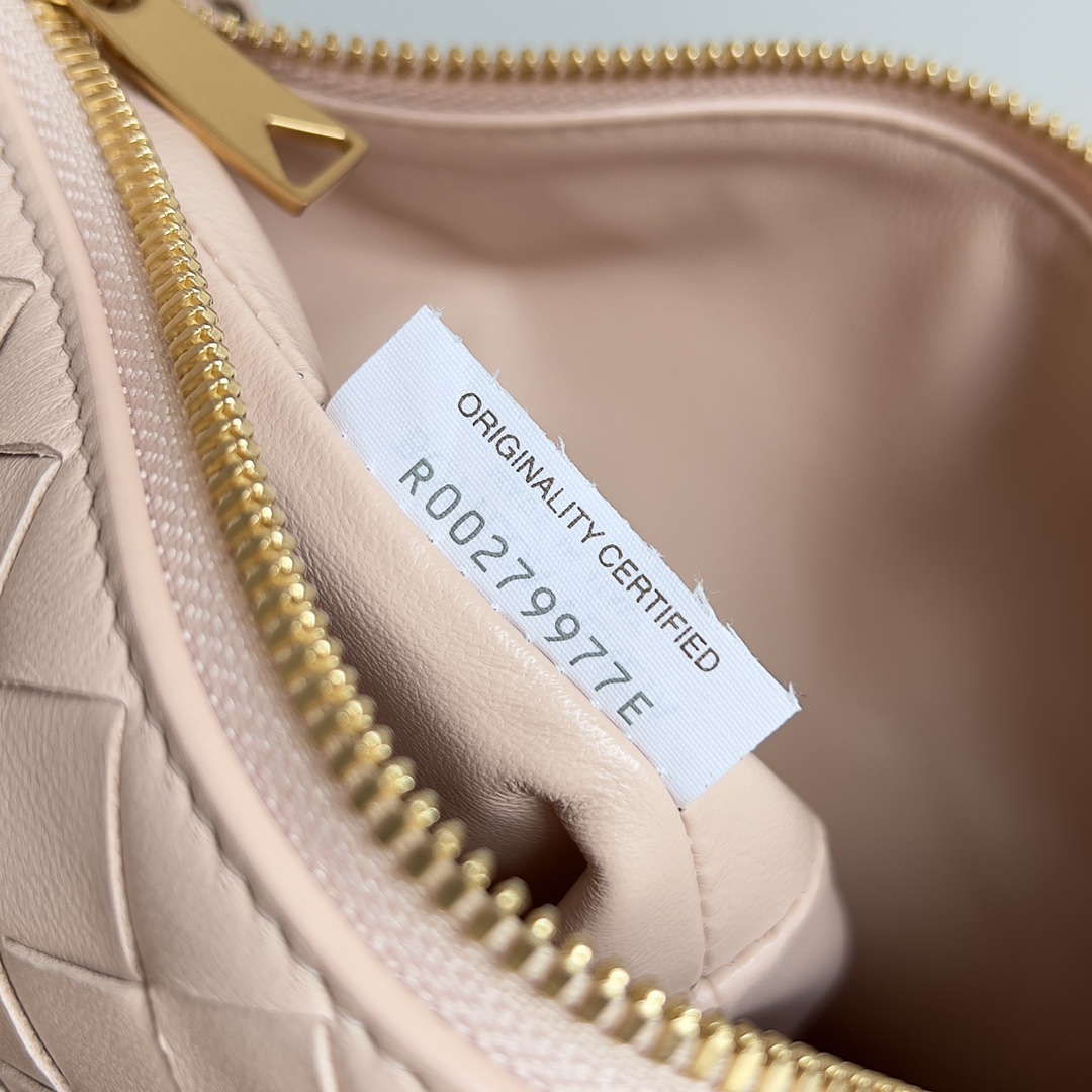 bo*te*ga Ve*ne*ta bv wallace-22*13*9cm