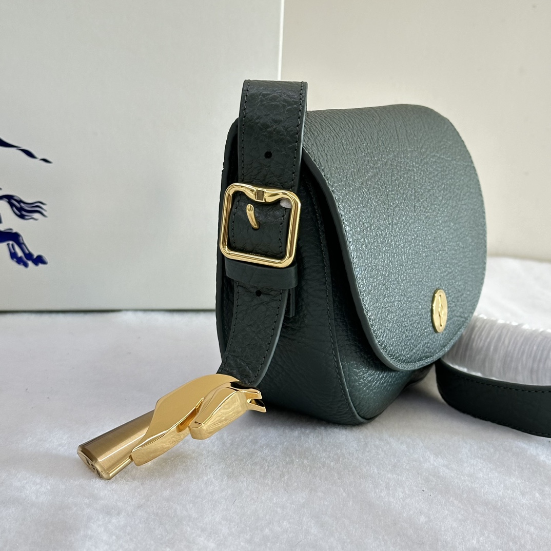 B**rry ches bag-25*6.5*17.5cm