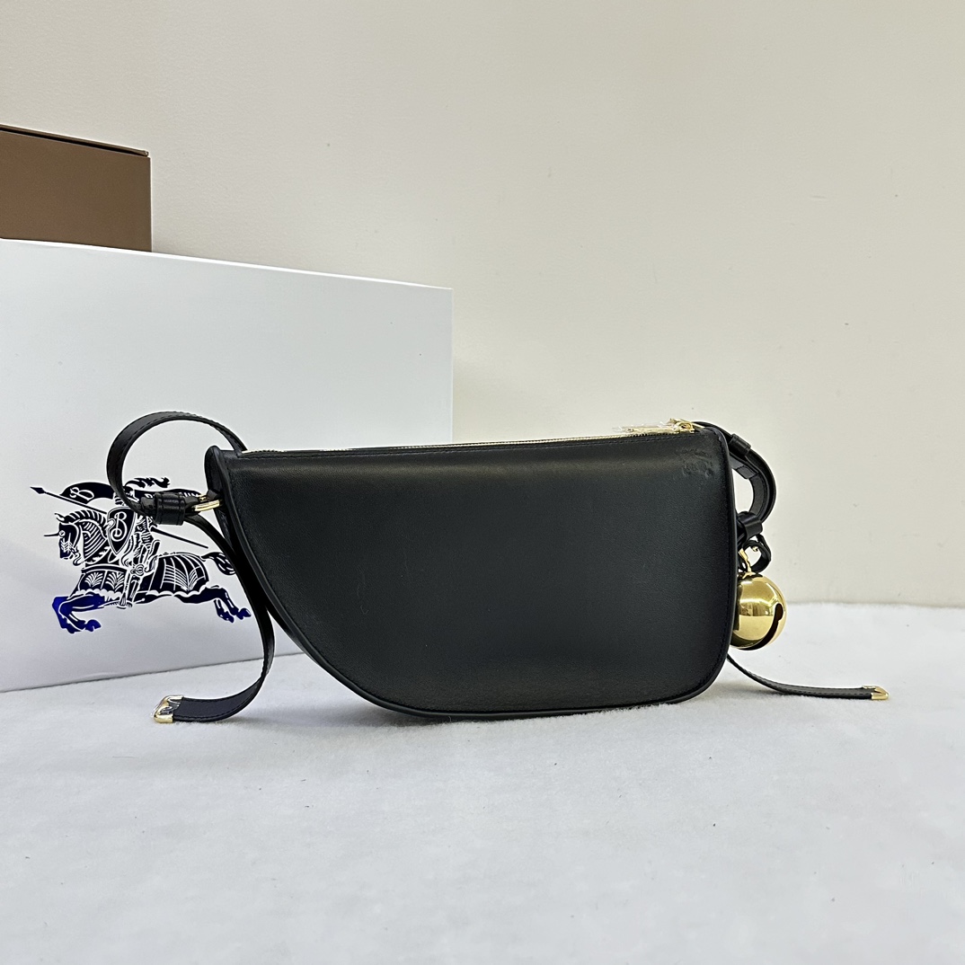 B**rry shield bag-32*7*17cm