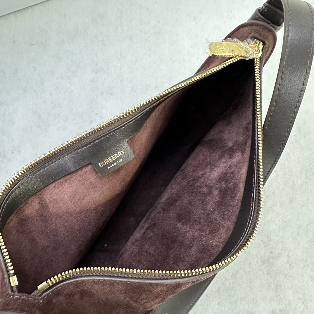 B**rry shield bag-32*7*17cm