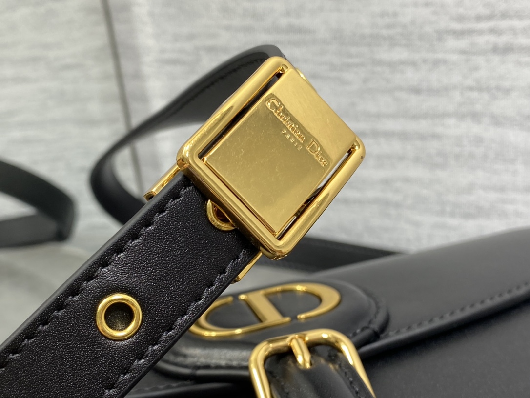 Di0r 30 Bobby Bag-22*17*6CM