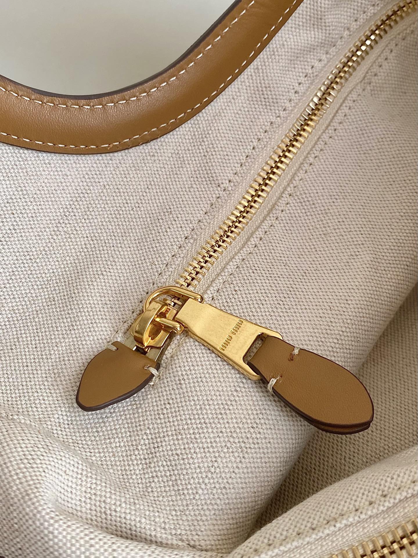 M*um*u tote-40×39×18cm