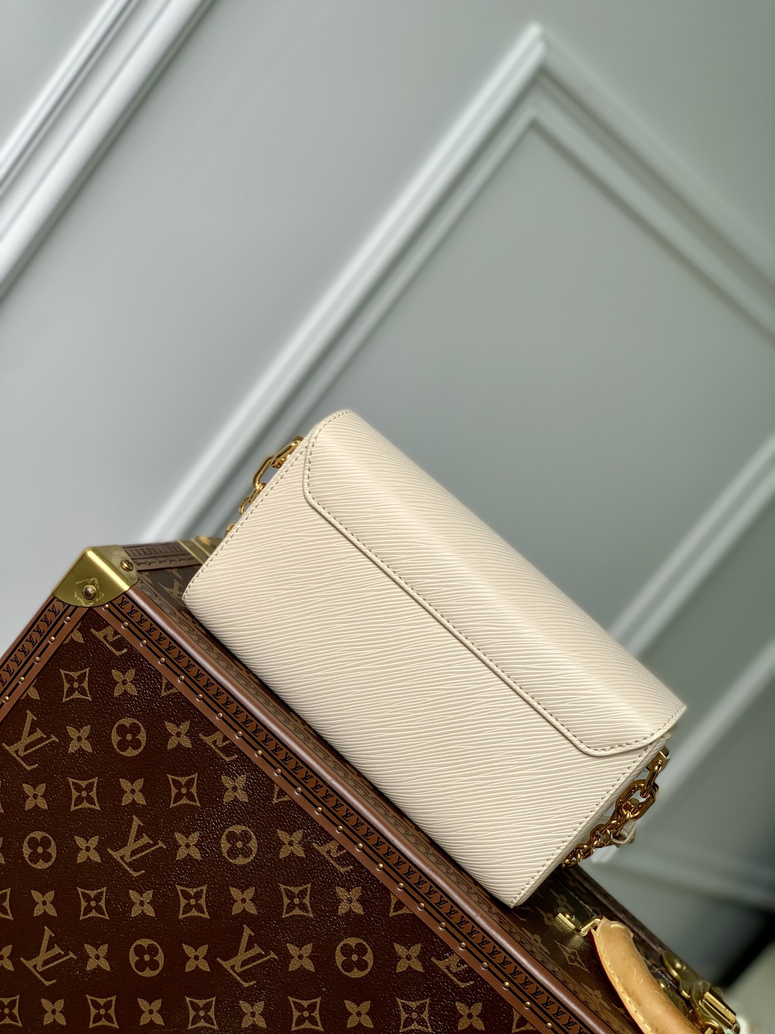 l0*is V*t0n twist west-m24550-23.5*12*7cm