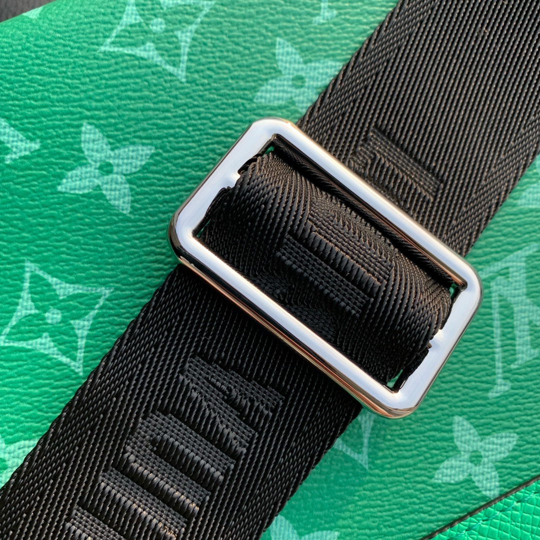 l0*is V*t0n alpha wearable bag-m22481-18.5 x 11.0 x 6.5cm