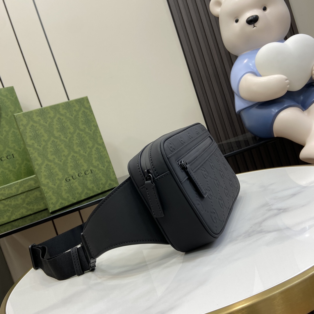 G*u*i waist bag-13*24*5cm