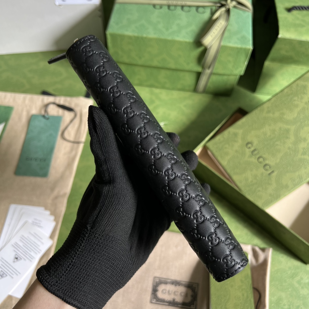 G*u*i wallet-19*10*2cm