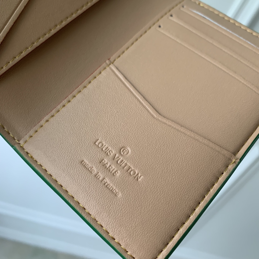 l0*is V*t0n wallet-n40632-7.5 x 11.1 x 1cm