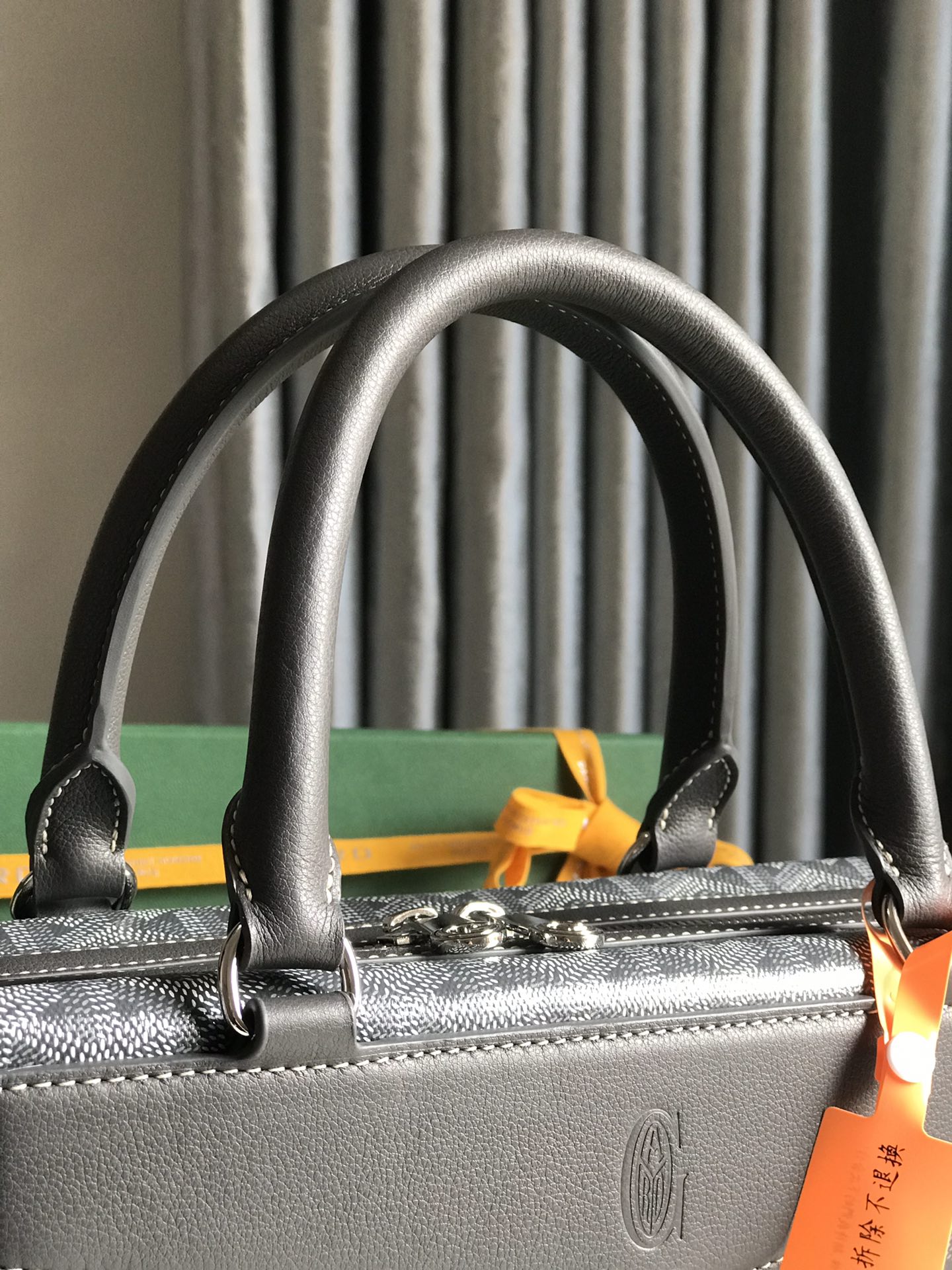 Go*ard cisalpin messenger bag-39*29*9cm