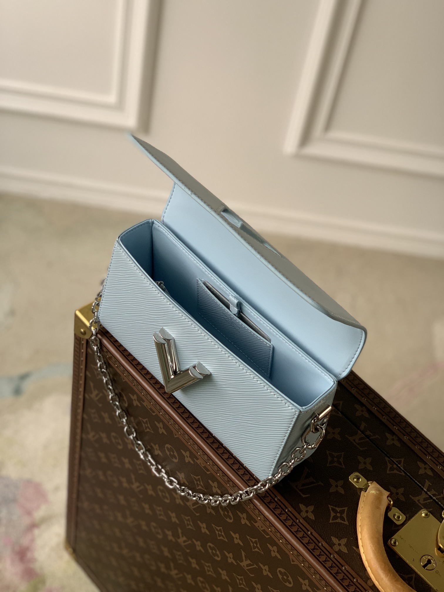 l0*is V*t0n twist west-m24566-23.5*12*7cm