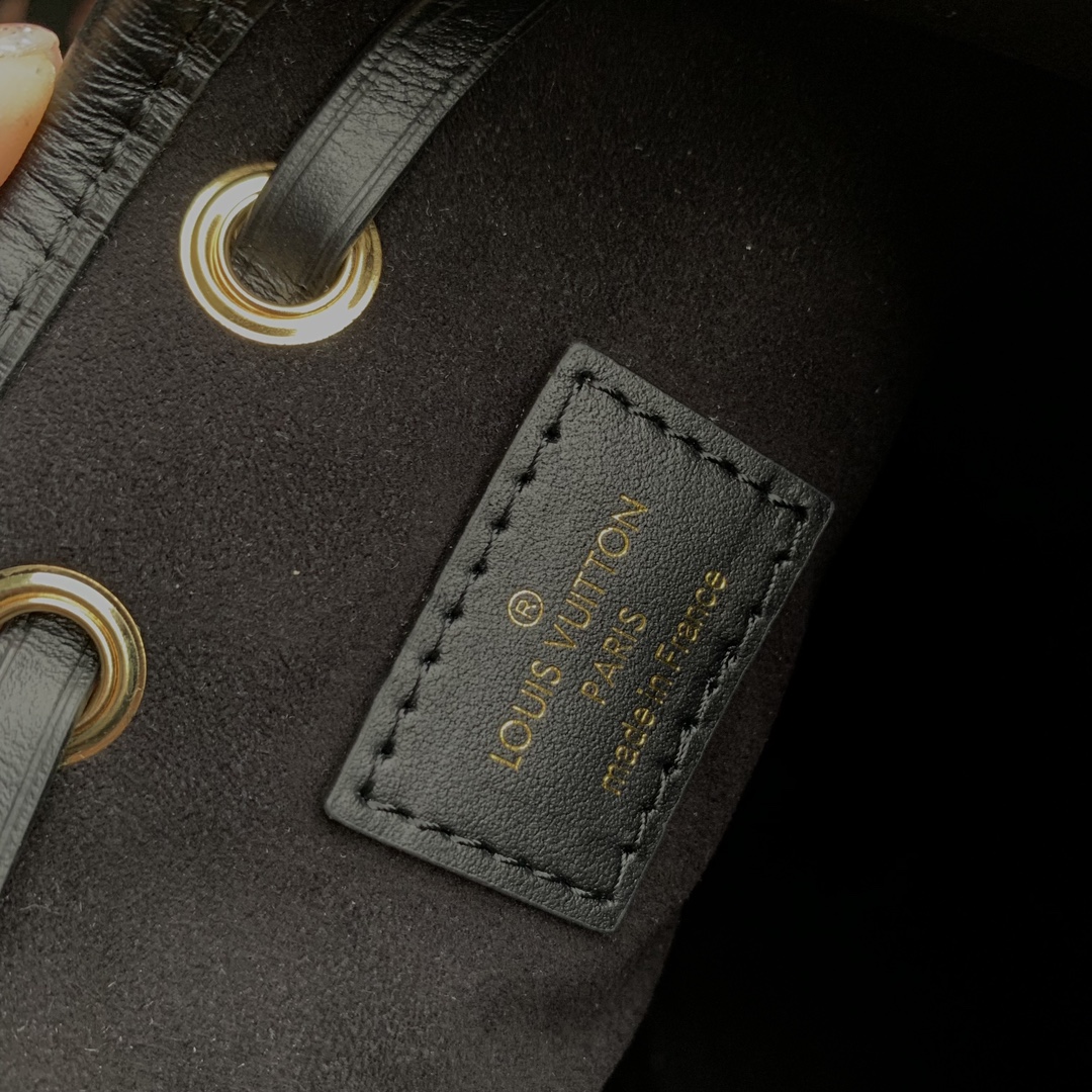 l0*is V*t0n canoé bag-m8348014*20.5*14cm