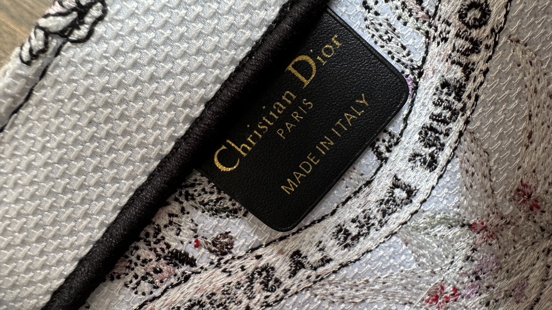 D*or small book tote-36.5cm