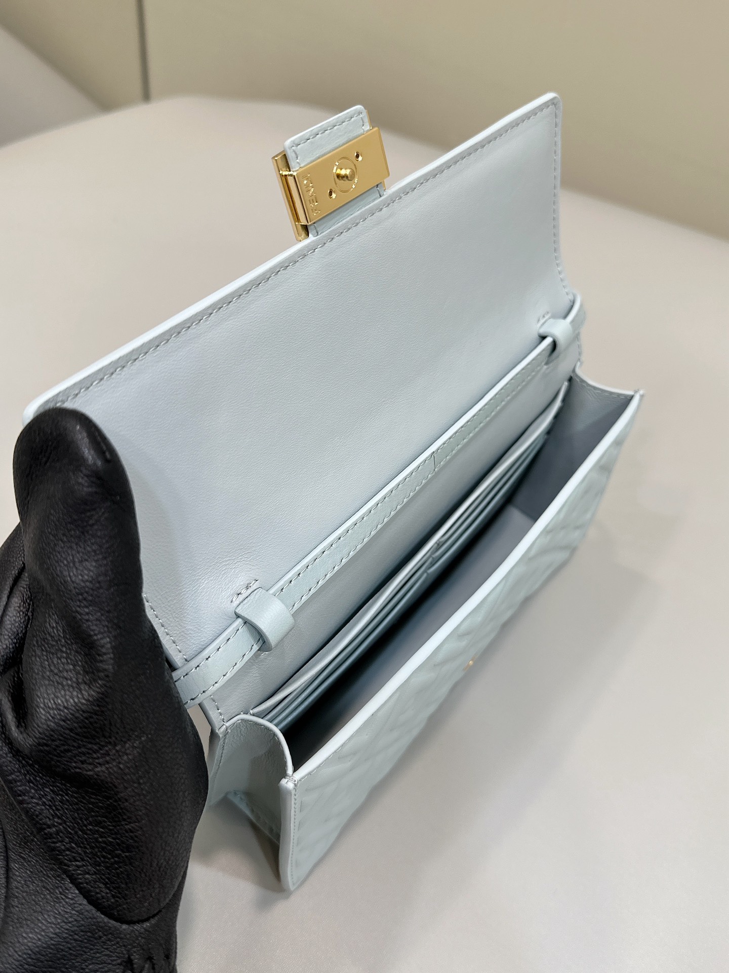 F**di baguette bag-21/5/11.5cm