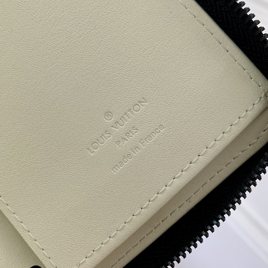 l0*is V*t0n zippy wallet n40675-10 x 20 x 2cm