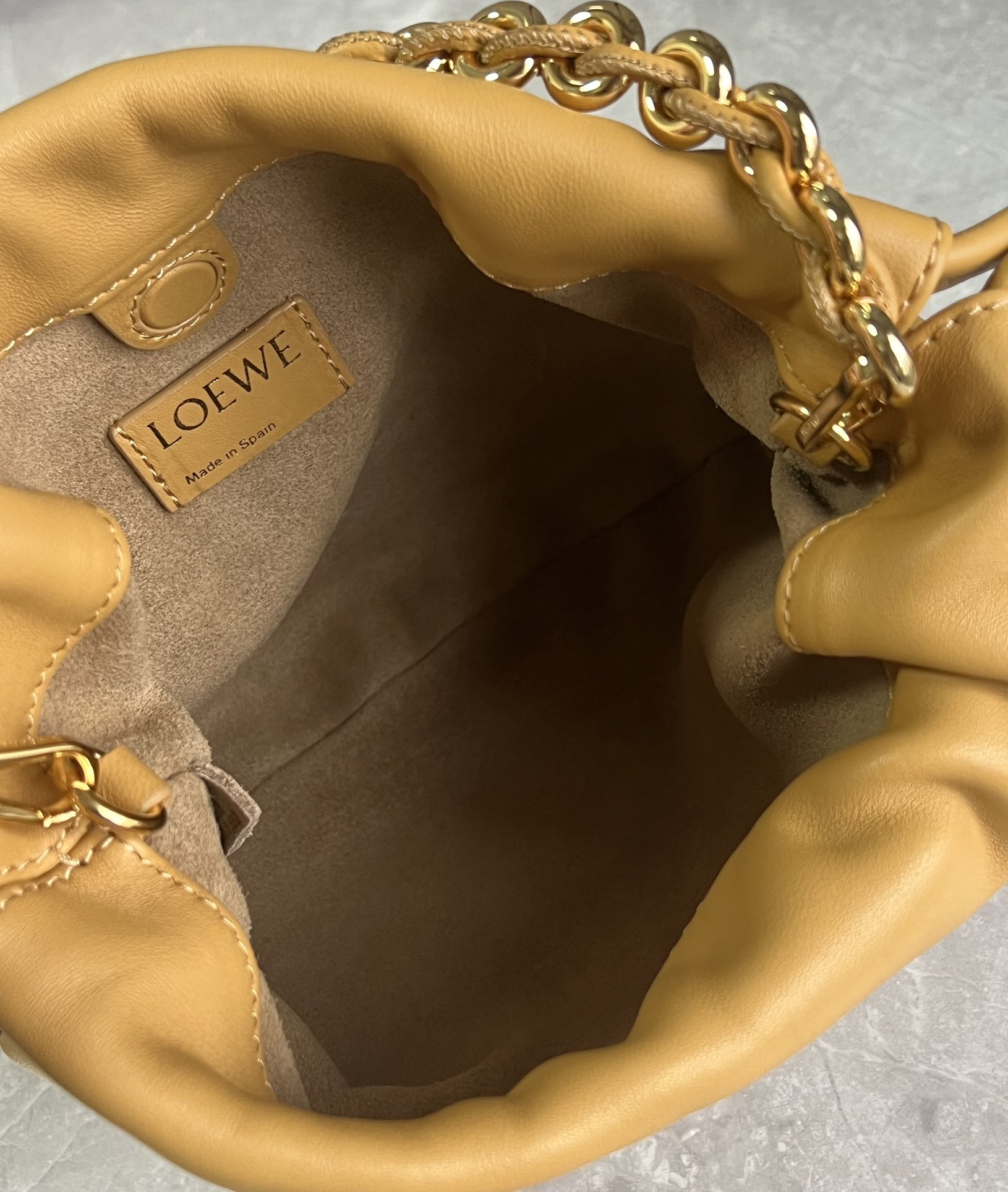 L0ew* flamenco-23*17*5.5cm