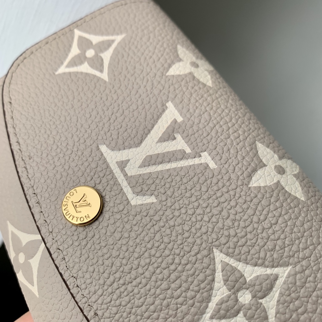 l0*is V*t0n wallet-m83231-11×8cm