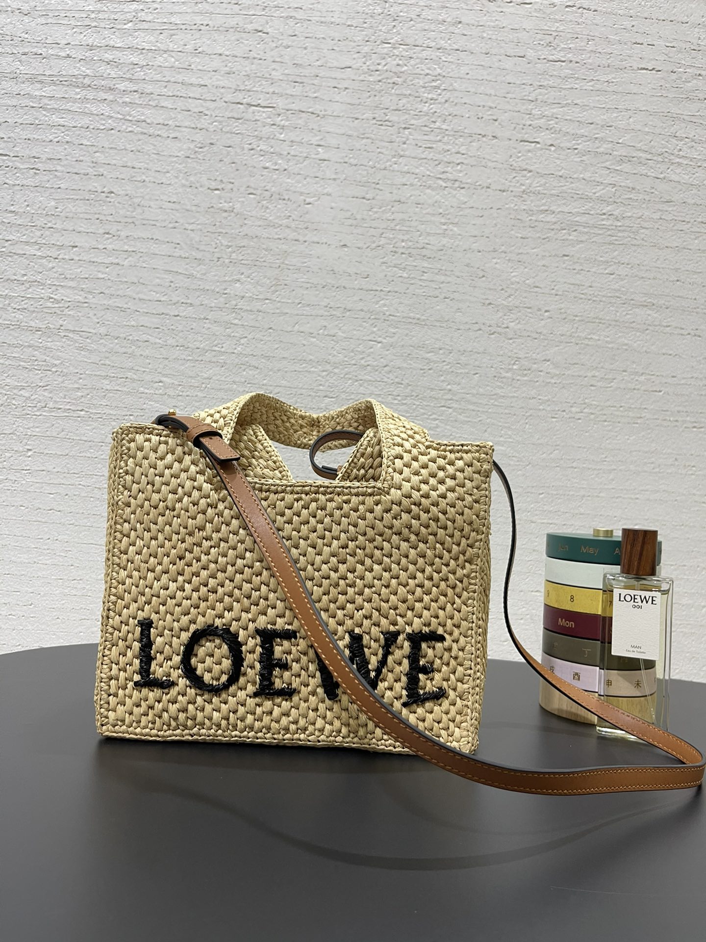 L0ew* raffia font tote bag-24✕11✕19.5cm