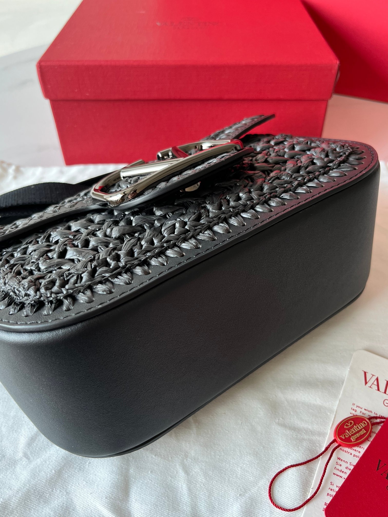 Va1e*ntin0 garavani alltime bags-23.5*18*8cm