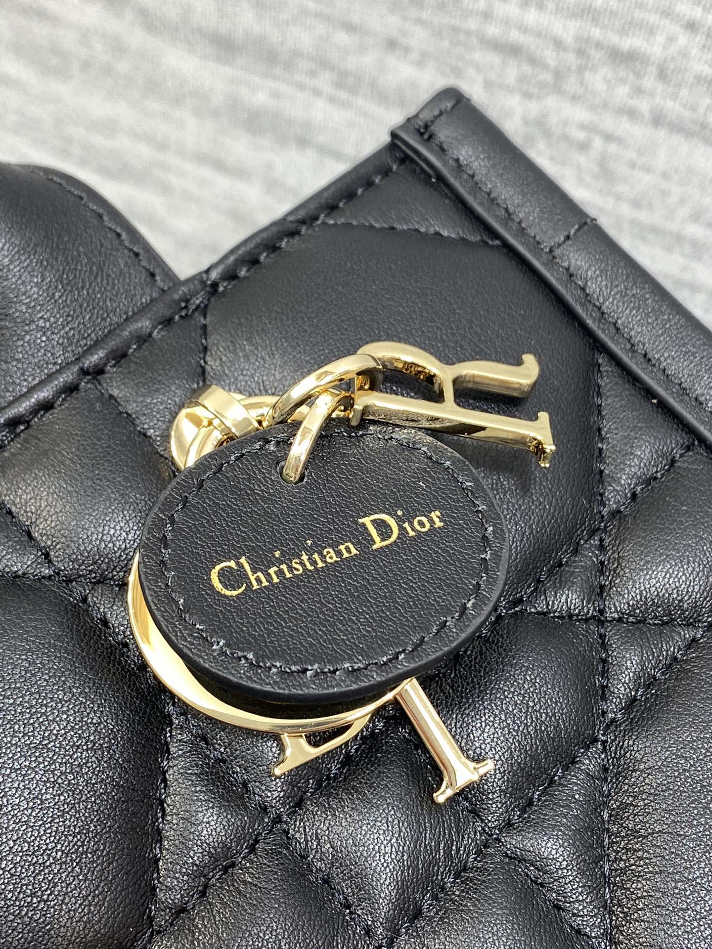 D*or book tote-21.5*13*7.5cm