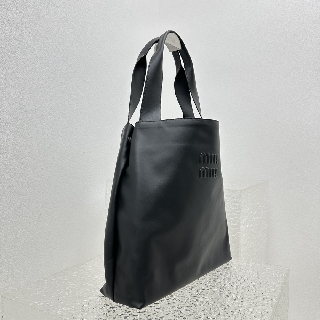 M*um*u 2024ss hobo tote-38.5*11*39cm