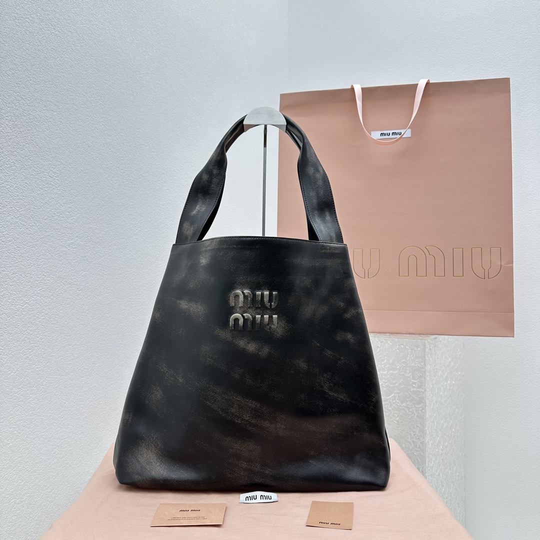M*um*u 2024ss hobo tote-38.5*11*39cm