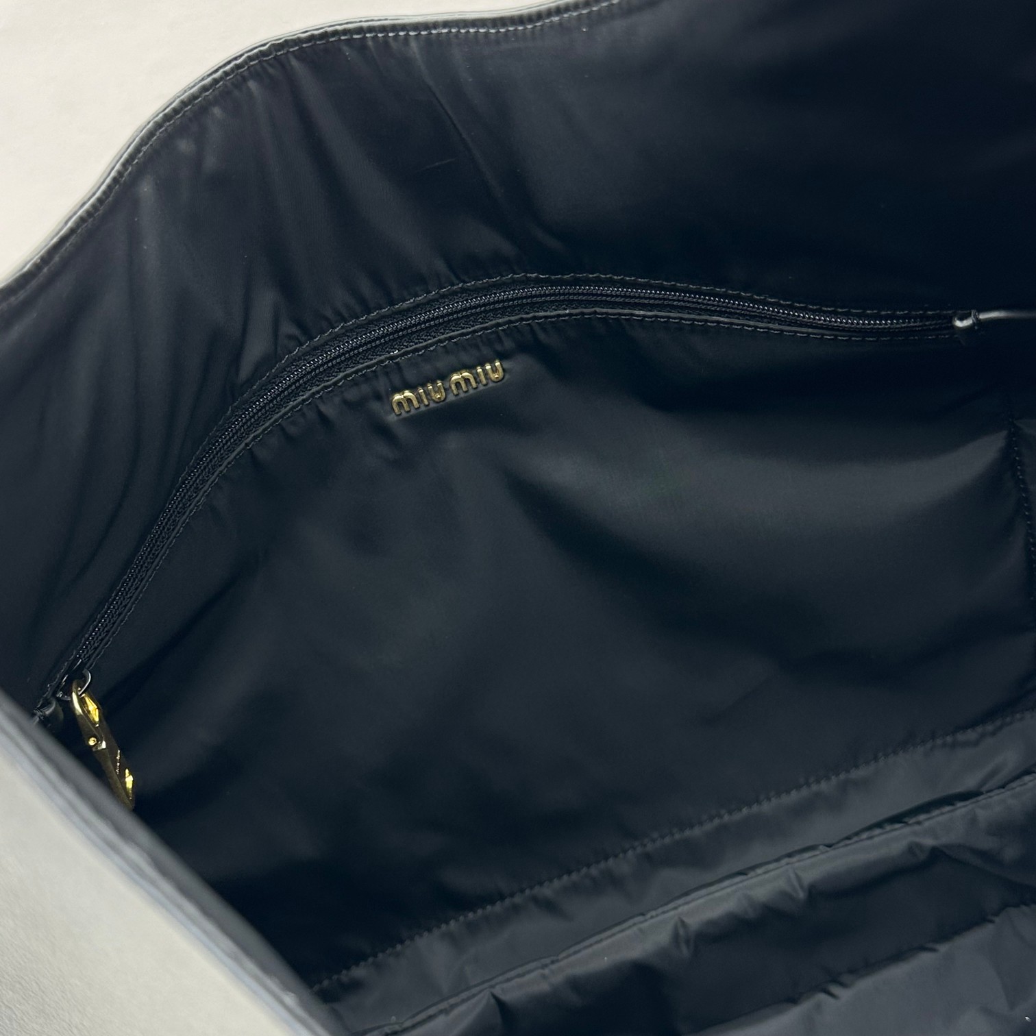 M*um*u 2024ss hobo tote-42.5*30cm