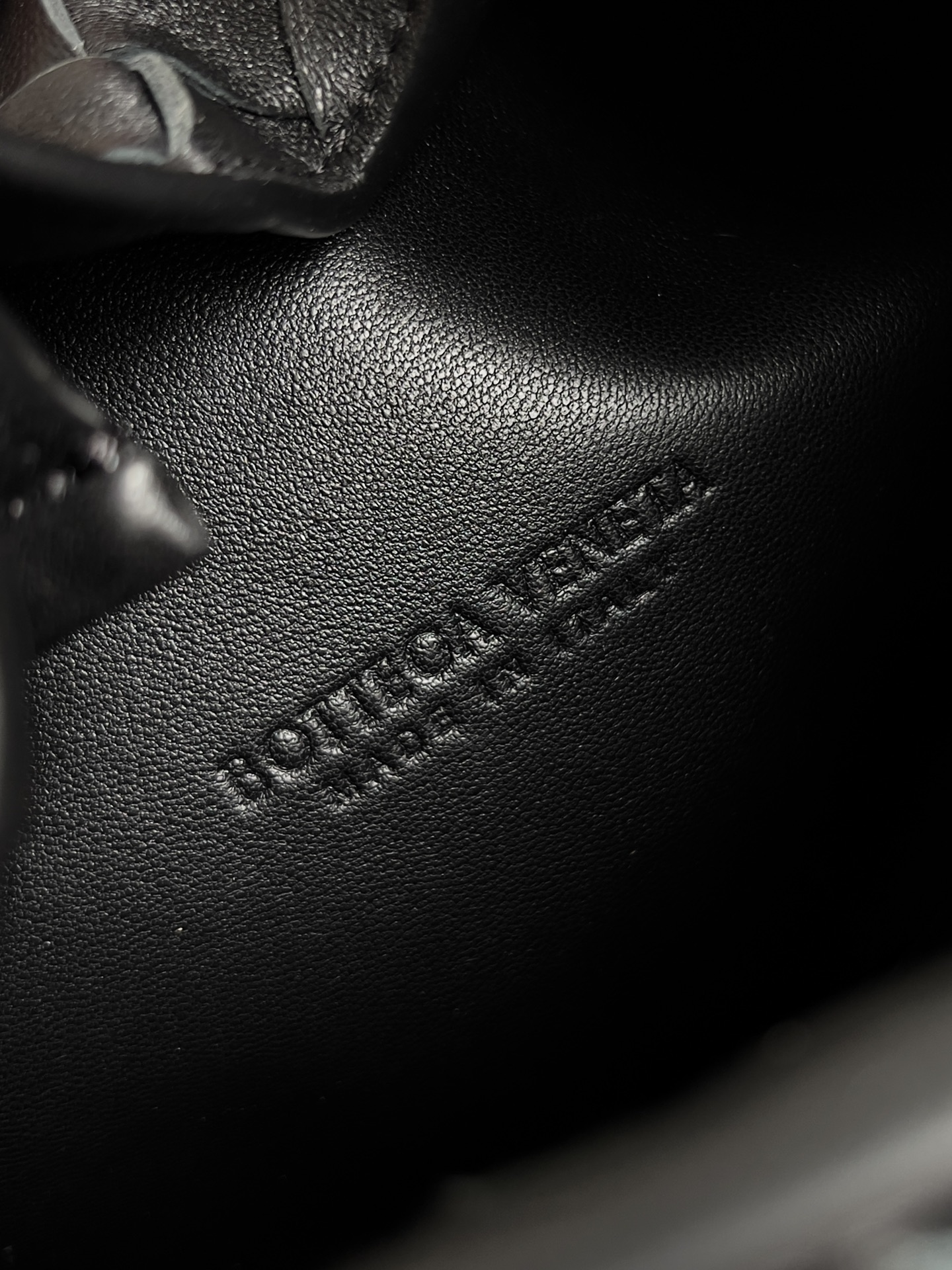 bo*te*ga Ve*ne*ta andiamo parachute tote-21*17*16.5cm