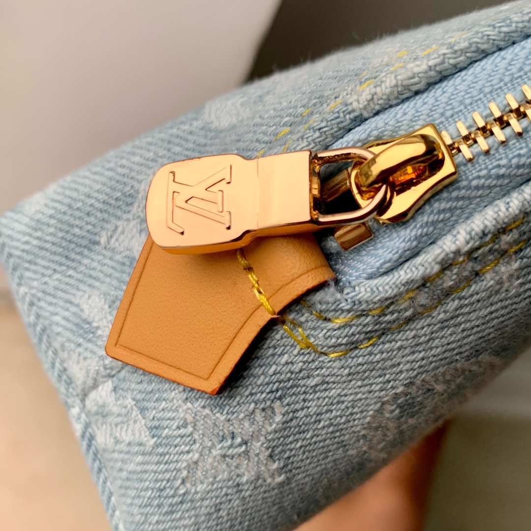 l0*is V*t0n pochette cosmétique-19 x 12 x 6cm