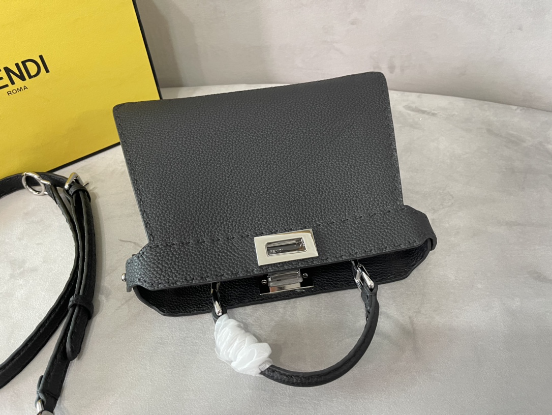 F**di iconic peekaboo-27x21x9.5cm