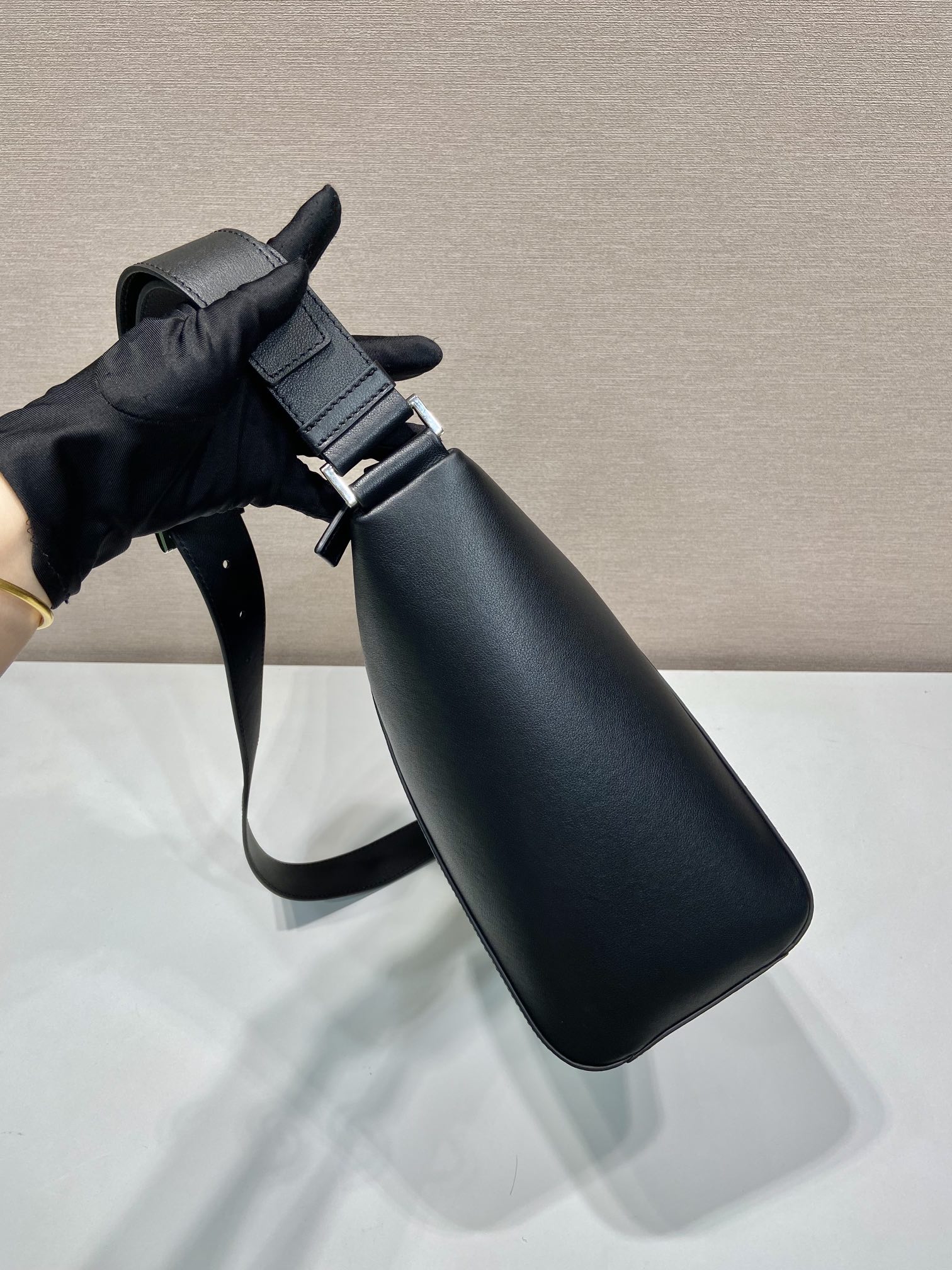 Pra*a 2vh177 messenger bag-30*27.5*14cm