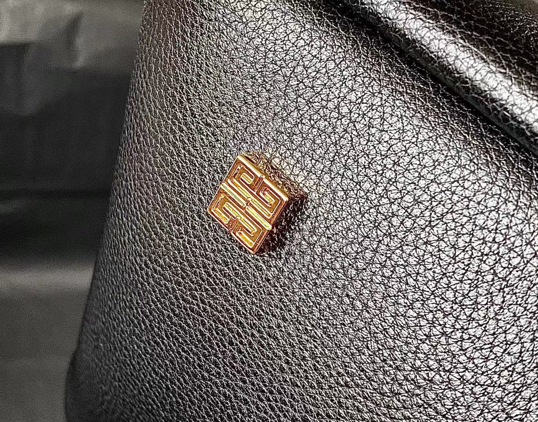 G1uenchy g-hobo tote-31*15*43cm